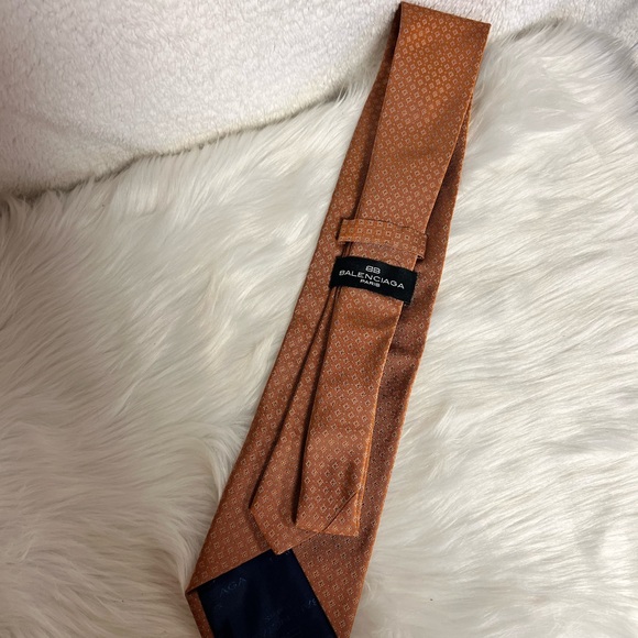 Balenciaga necktie - Picture 3 of 5